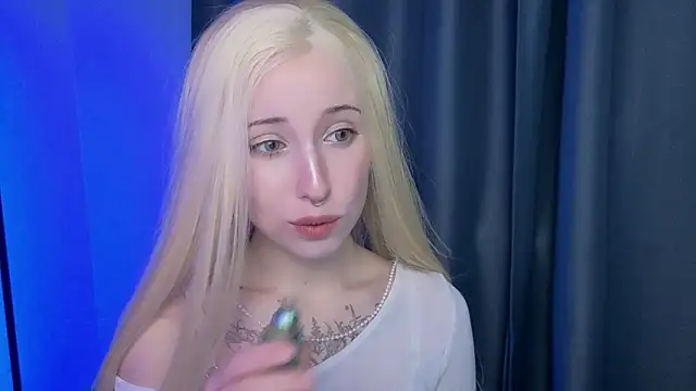 Snapshot of YukiMisa chatting on 14, 2, 2026 YukiMisa online show from 14, 2, 2026