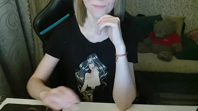 Ogonechekkk online show from 11, 10, 2025