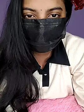 Snapshot of Telugu_sweet_couple_345 chatting on 18, 2, 2026 Telugu sweet couple 345 online show from 18, 2, 2026