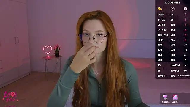 Snapshot of CuteAriel7 chatting on 13, 10, 2025 CuteAriel7 online show from 13, 10, 2025
