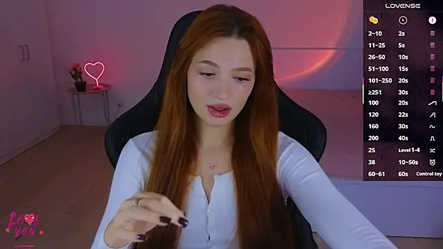 CuteAriel7 online show from 4, 12, 2025