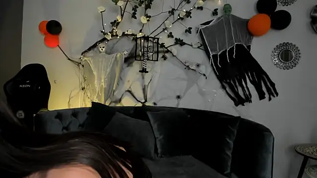 Snapshot of lia__harry chatting on 24, 10, 2025 lia harry online show from 24, 10, 2025