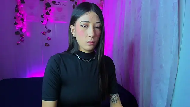 Snapshot of lia__harry chatting on 16, 12, 2025 lia harry online show from 16, 12, 2025