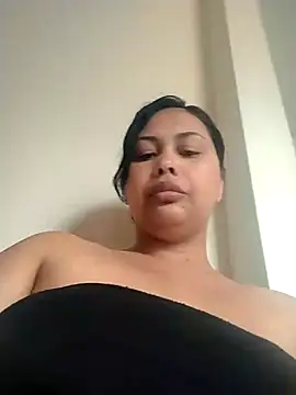 Alessandraa- online show from 4, 6, 2026