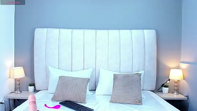 ScarletStarr online show from 24, 10, 2025