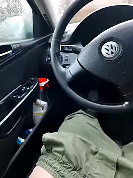 Snapshot of Mlody991112 chatting on 10, 11, 2025 Mlody991112 online show from 10, 11, 2025