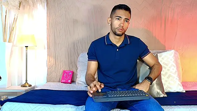 MaicolParker  online show from 7, 8, 2026