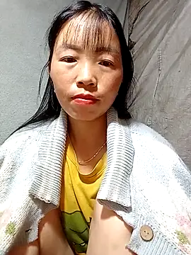 Snapshot of hera-00 chatting on 13, 9, 2025 hera-00 online show from 13, 9, 2025