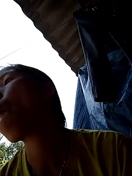 Snapshot of hera-00 chatting on 17, 9, 2025 hera-00 online show from 17, 9, 2025