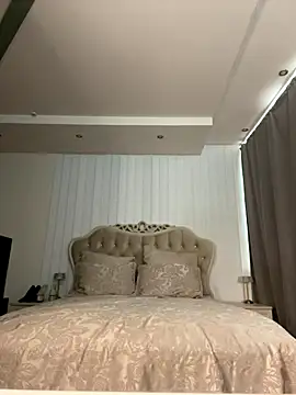 Snapshot of RubySkye chatting on 12, 10, 2025 RubySkye online show from 12, 10, 2025