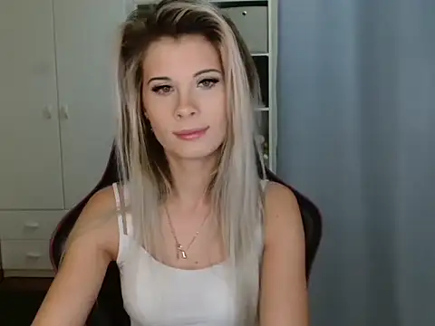 KristineGlow online show from 21, 12, 2025