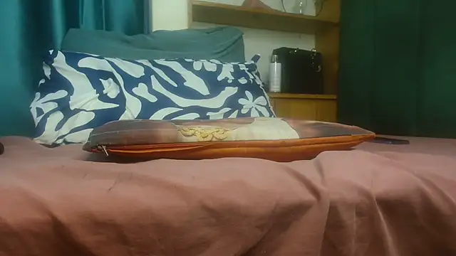 Keishaa-77 online show from 28, 3, 2026