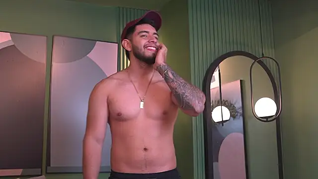 Snapshot of Nick_Vans chatting on 9, 9, 2025 Nick Vans online show from 9, 9, 2025