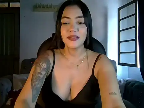 Snapshot of emilylope chatting on 20, 11, 2025 emilylope online show from 20, 11, 2025