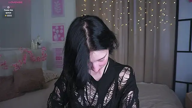 JuanaFriesz online show from 29, 3, 2026