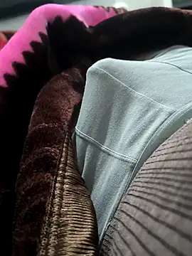 bigdick lickingexpert08 online show from 22, 12, 2025