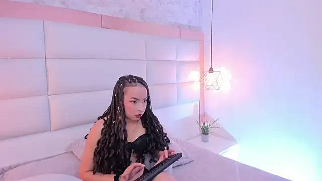 Lucia jane online show from 7, 2, 2026