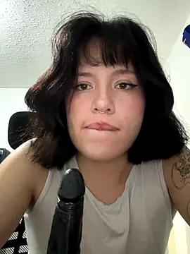 aliciia 23 online show from 28, 9, 2025