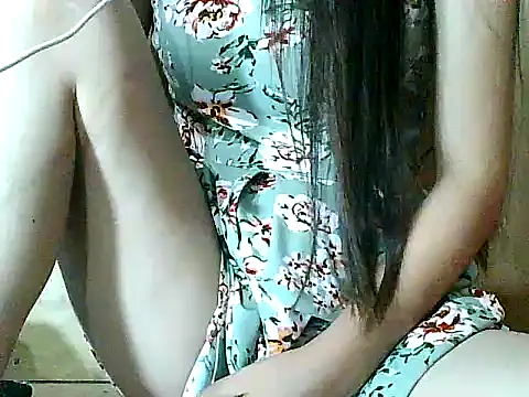 pinay-momm1682 online show from 13, 12, 2025