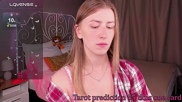 VesperaCeleste online show from 12, 9, 2025