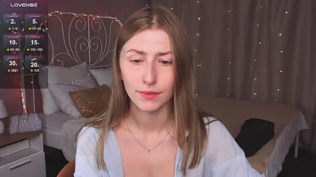 VesperaCeleste online show from 3, 10, 2025