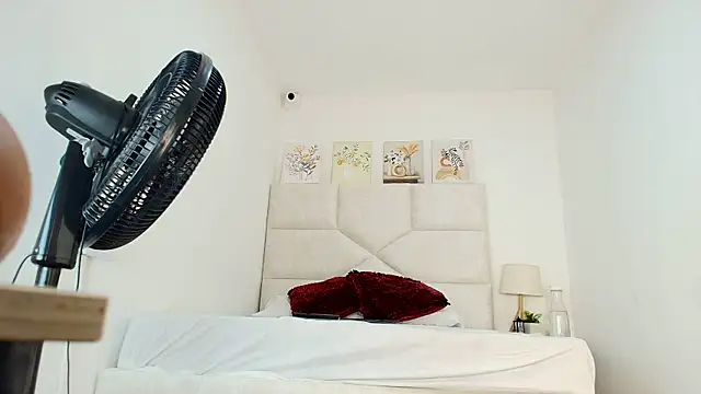 elizawiliamst online show from 21, 3, 2026