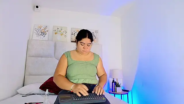 elizawiliamst online show from 22, 5, 2026