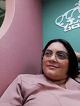 tiffany Johnson1 online show from 19, 11, 2025