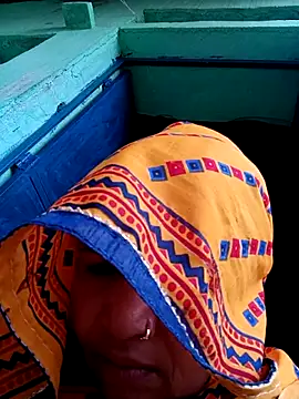 Manavi x online show from 5, 4, 2026