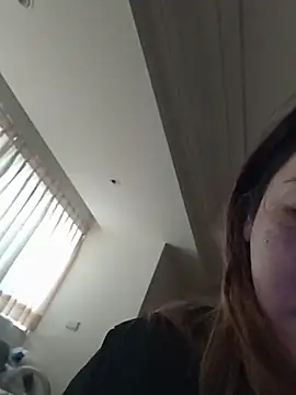 Lovelyanan online show from 4, 10, 2025