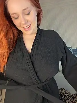 PollyVinice online show from 19, 12, 2025