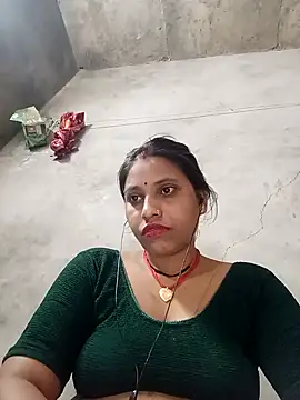 Snapshot of Sandhya_x chatting on 3, 10, 2025 Sandhya x online show from 3, 10, 2025