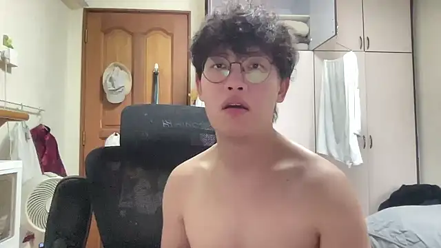 Passionatetwink2 online show from 26, 2, 2026