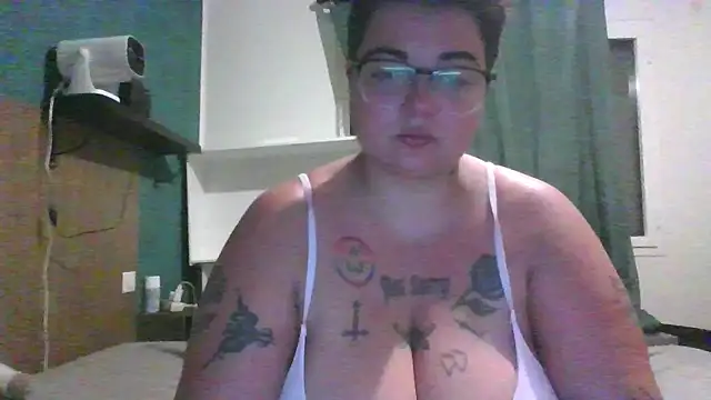 Snapshot of PirateXL chatting on 31, 5, 2026 PirateXL online show from 31, 5, 2026