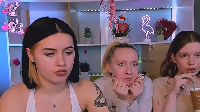 mila glow1 online show from 15, 2, 2026