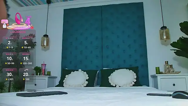 LollyShine online show from 2, 11, 2025