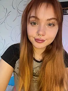 LunaMillie online show from 26, 2, 2026