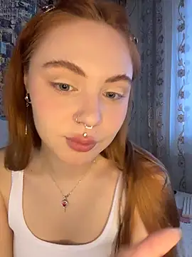 LunaMillie online show from 4, 4, 2026