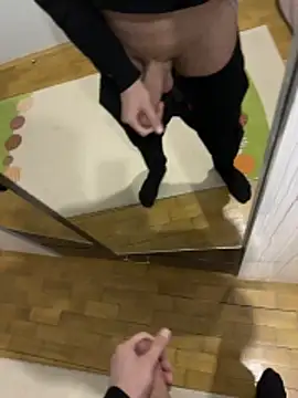 doyumsuz3131 online show from 23, 4, 2026