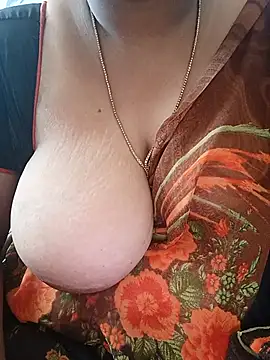 Snapshot of Geetha227 chatting on 14, 6, 2026 Geetha227 online show from 14, 6, 2026