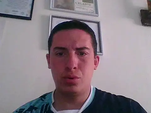 Snapshot of mickseb89 chatting on 12, 11, 2025 mickseb89 online show from 12, 11, 2025