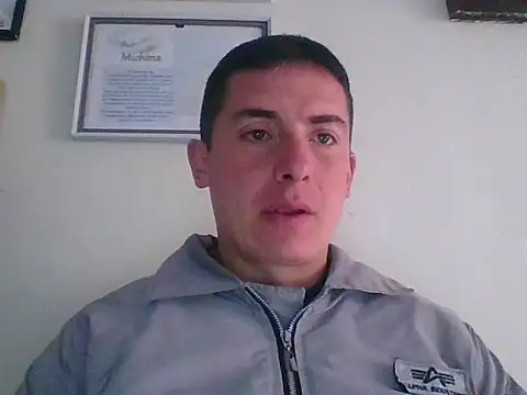 Snapshot of mickseb89 chatting on 2, 2, 2026 mickseb89 online show from 2, 2, 2026