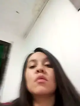 Sky Junne online show from 11, 9, 2025