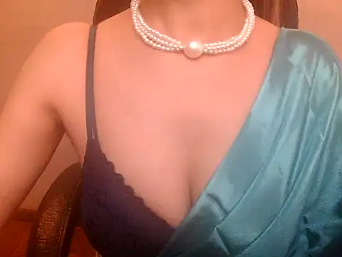 akankshapuri online show from 8, 11, 2025