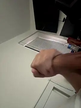 Snapshot of lionr0660 chatting on 7, 11, 2025 lionr0660 online show from 7, 11, 2025