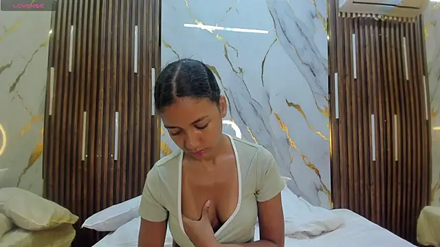 Snapshot of VictoriaDuart chatting on 27, 3, 2026 VictoriaDuart online show from 27, 3, 2026