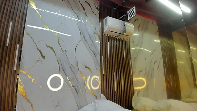 Snapshot of VictoriaDuart chatting on 10, 4, 2026 VictoriaDuart online show from 10, 4, 2026