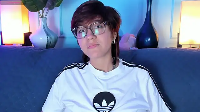 Tsuki Maru online show from 31, 3, 2026