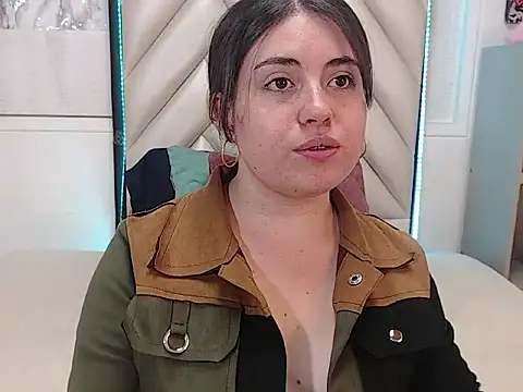 Vicluxxx online show from 27, 10, 2025