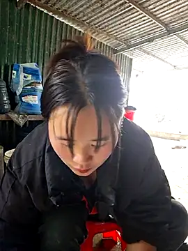 ALIENHR38 online show from 22, 12, 2025